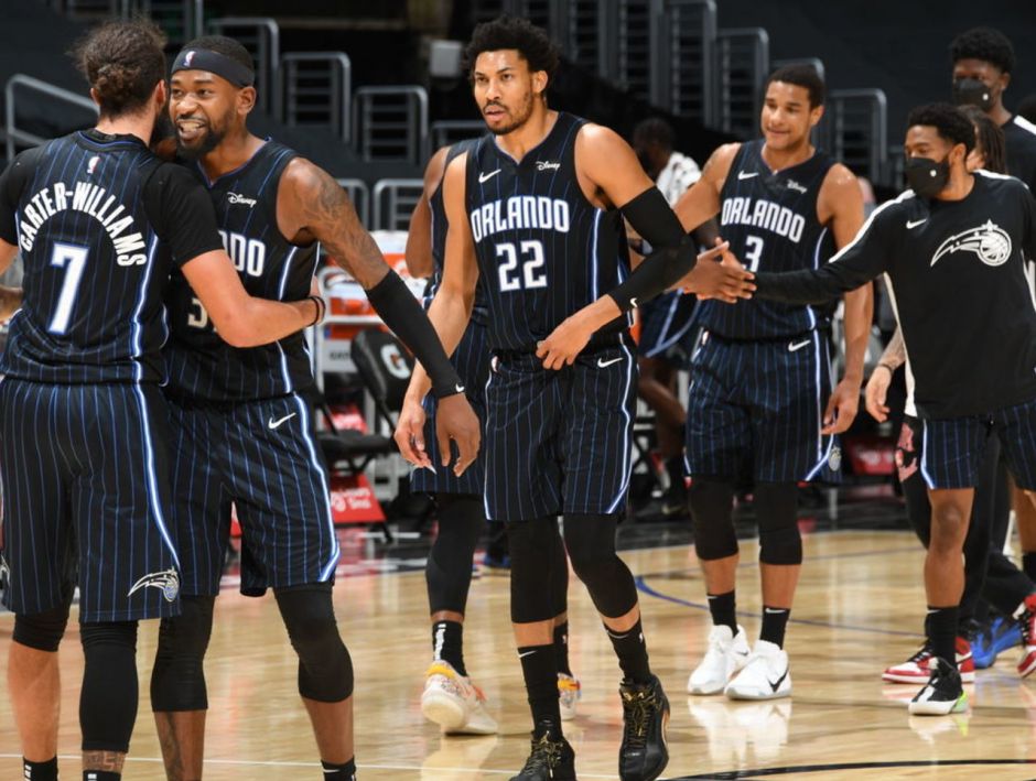 每体：博阿滕昨天再次造访巴萨，并且观看了青年队的比赛（每体：博阿滕昨日再访巴萨，现场观看青年队比赛）