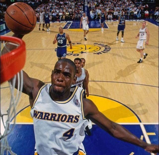 埃贝尔：卡尔无大碍；我们对格纳布里战阿森纳时复出保持乐观（埃贝尔：卡尔伤情无碍，乐观看好格纳布里战阿森纳复出）