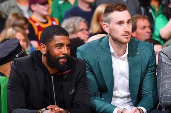 执教俱乐部前1000场场均积分前10：瓜迪奥拉第1，穆里尼奥第2（俱乐部执教前1000场场均积分TOP10：瓜迪奥拉居首，穆里尼奥次席）