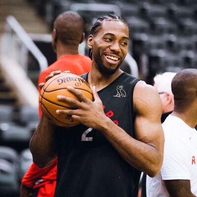 波兰主帅：莱万能在11月出场；巴萨和弗里克没对他感到不满（波兰主帅：莱万11月可出战，巴萨与弗里克并无不满）