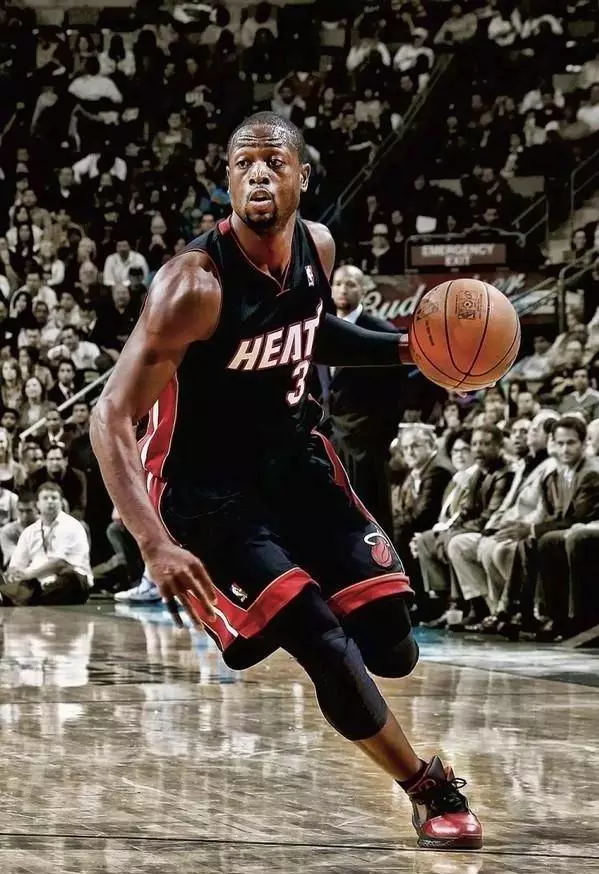 只差1球，维尼修斯欧冠进球数将追平卡卡，并列巴西球员第2位（维尼修斯距卡卡仅一球，欧冠进球数将并列巴西球员第二）