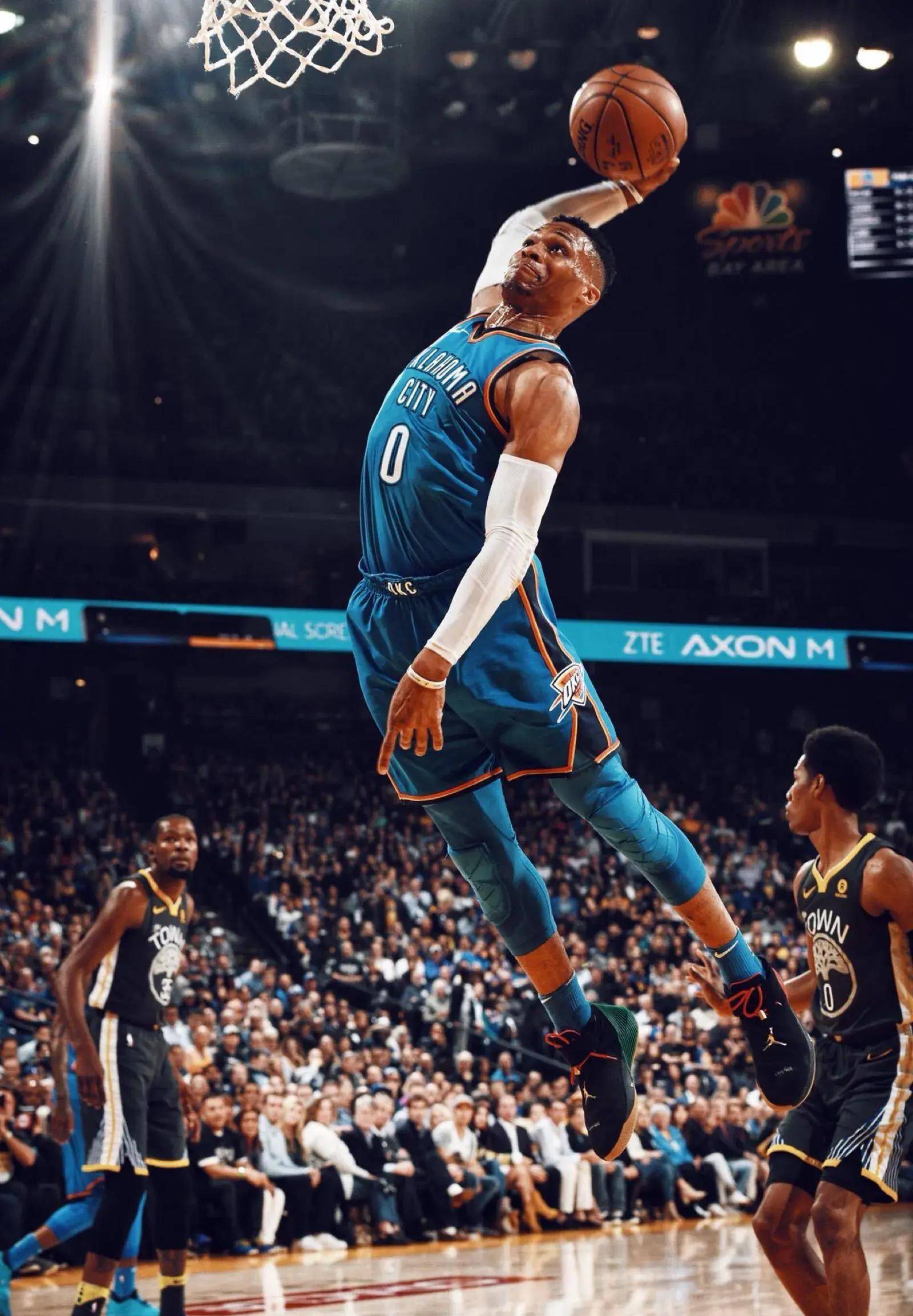 称重仪式结束，迭戈·帕切科与凯文·勒勒·萨乔将在明日对决（称重落幕，迭戈·帕切科与凯文·勒勒·萨乔明日开战）